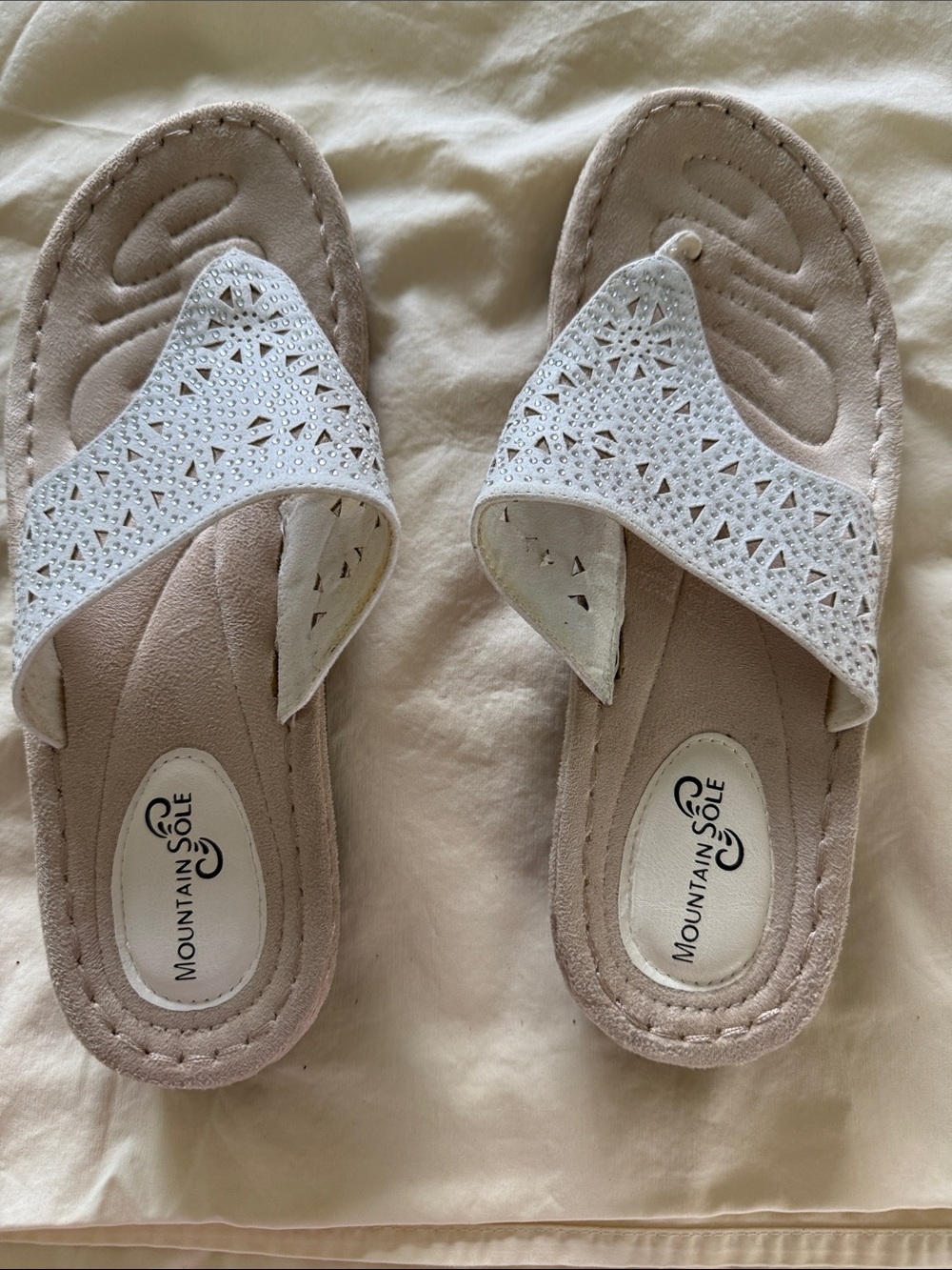 Mountain Sole White Laser-Cut with silver studs thong with cushioned footbed